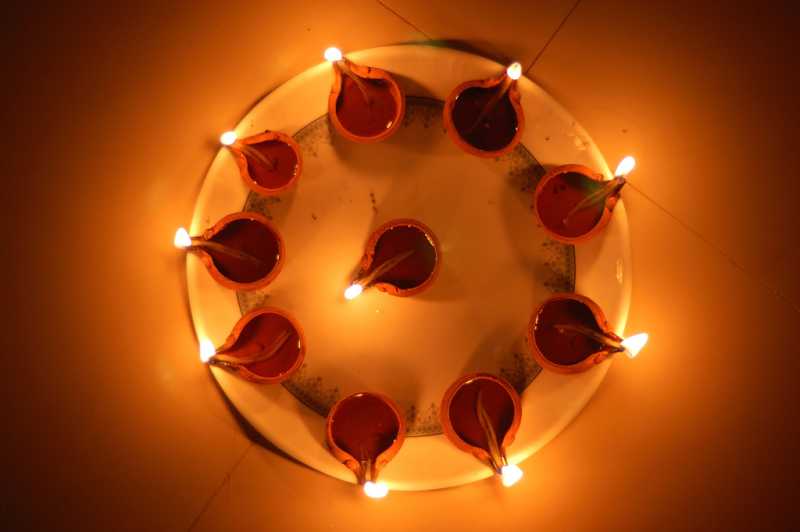 Celebriamo Perché Diwali?